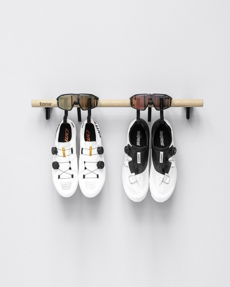 Tons Bar E . 2x Glasses + 2x Shoes Natural Oak