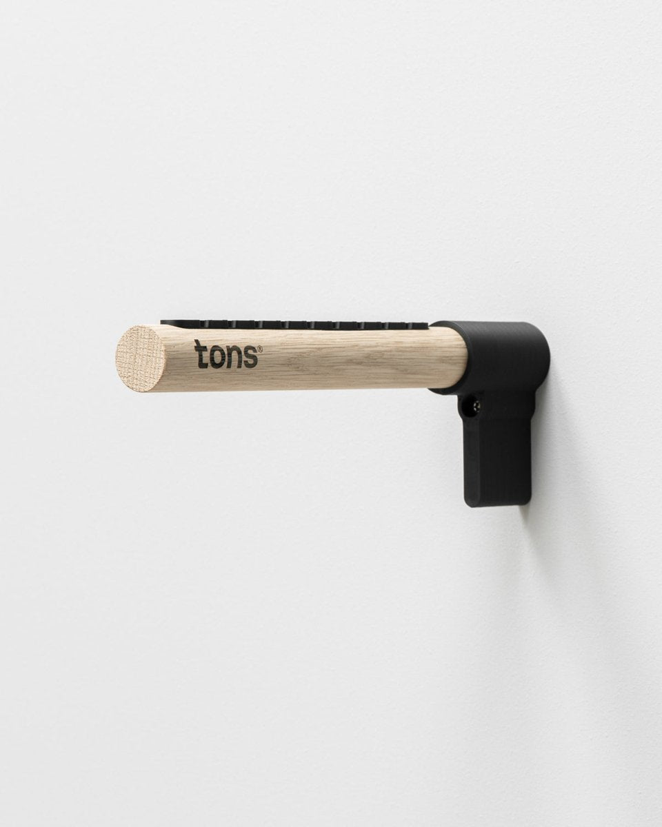 Tons Jersey Hanger Natural Oak