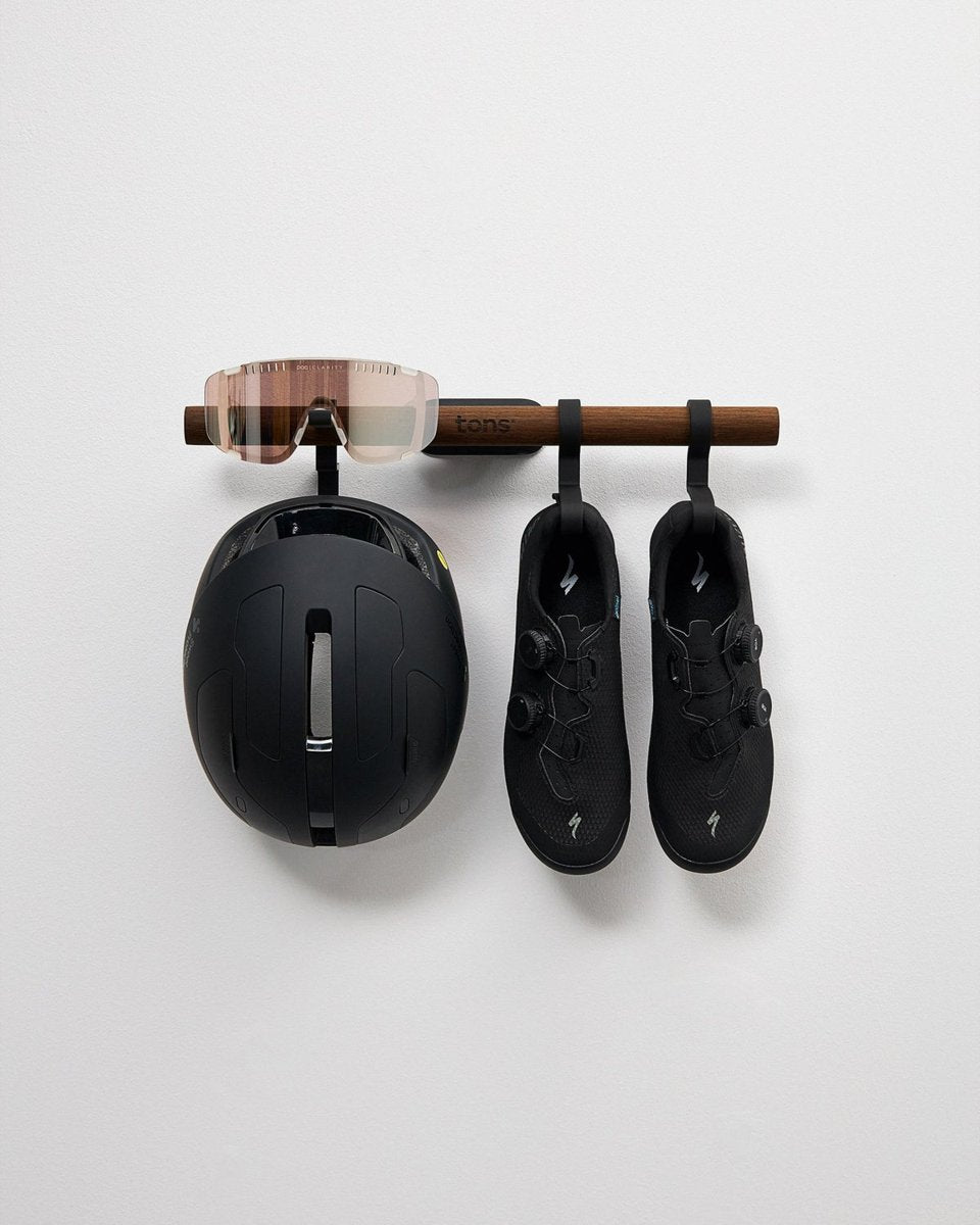 Tons Short Bar D . 1x Pair of Shoes + Glasses + Helmet Smoked Oak