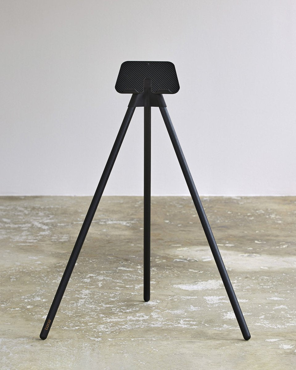 Tons iPad Stand Matt Black