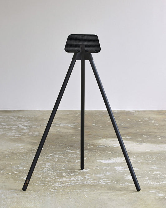 Tons iPad Stand Matt Black
