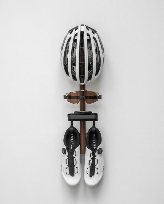 Tons Studio Rack B . Shoes + Glasses + Helmet + Tray Smoked Oak