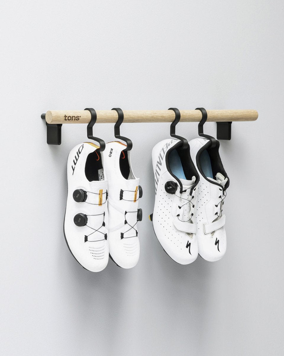 Tons Bar C . 2x Shoes Natural Oak