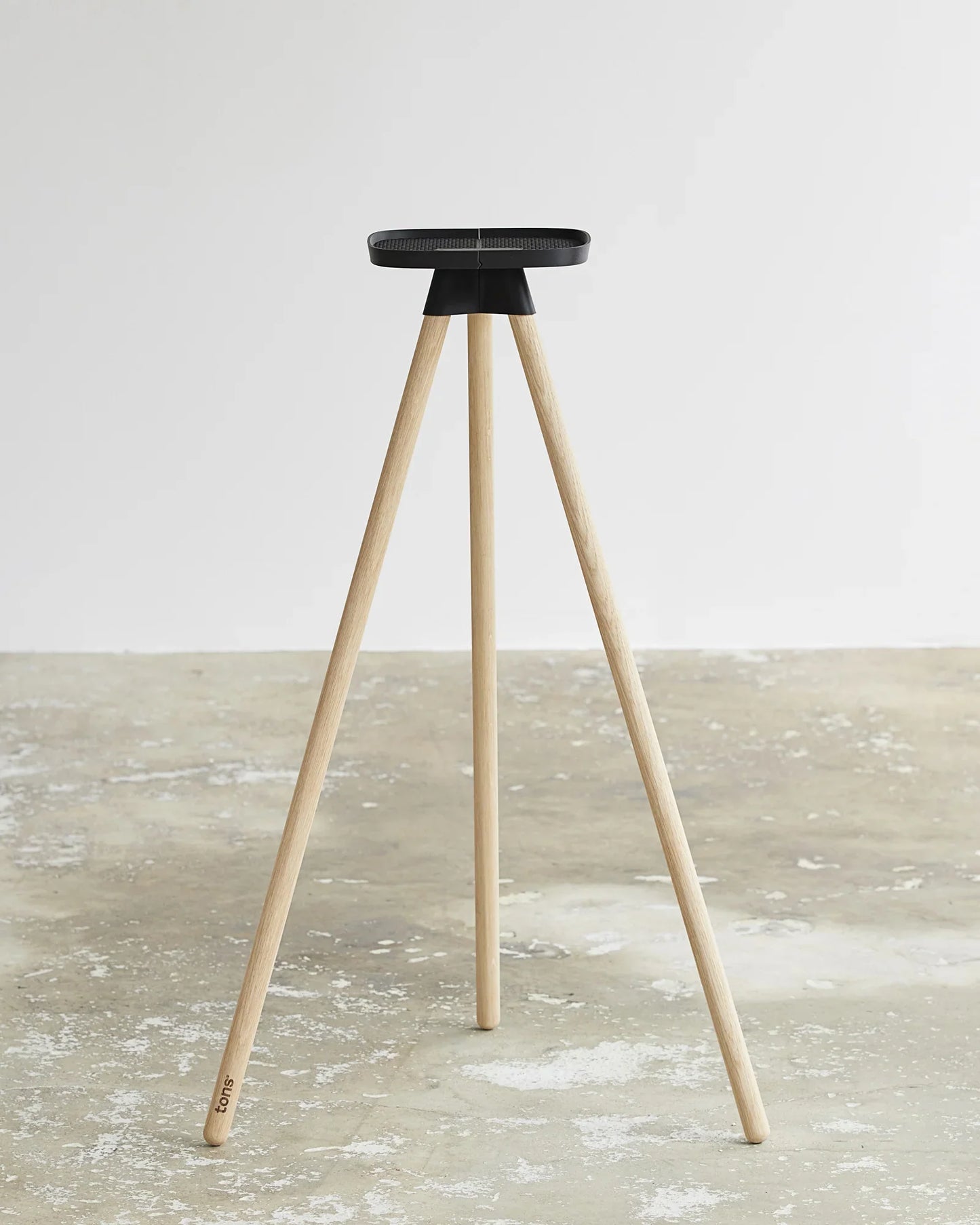 Tons Tray Bottle Matt Black